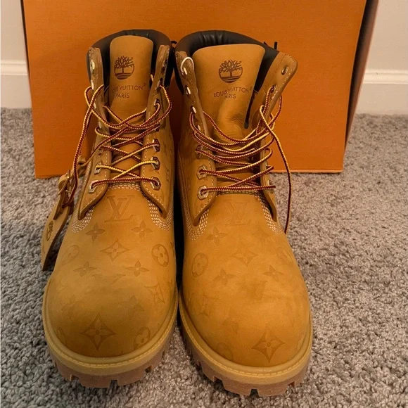 Louis Vuitton X Timberland Boots - Picture 9 of 14